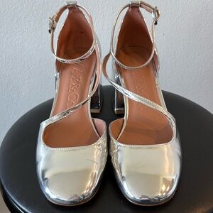 Max &Co  Silver Heels and packing
